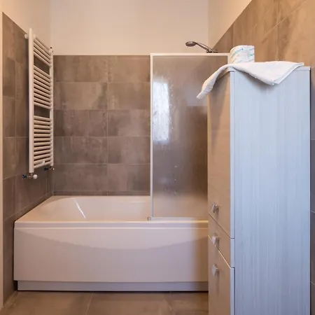 Collemaggio 3* LʼAquila